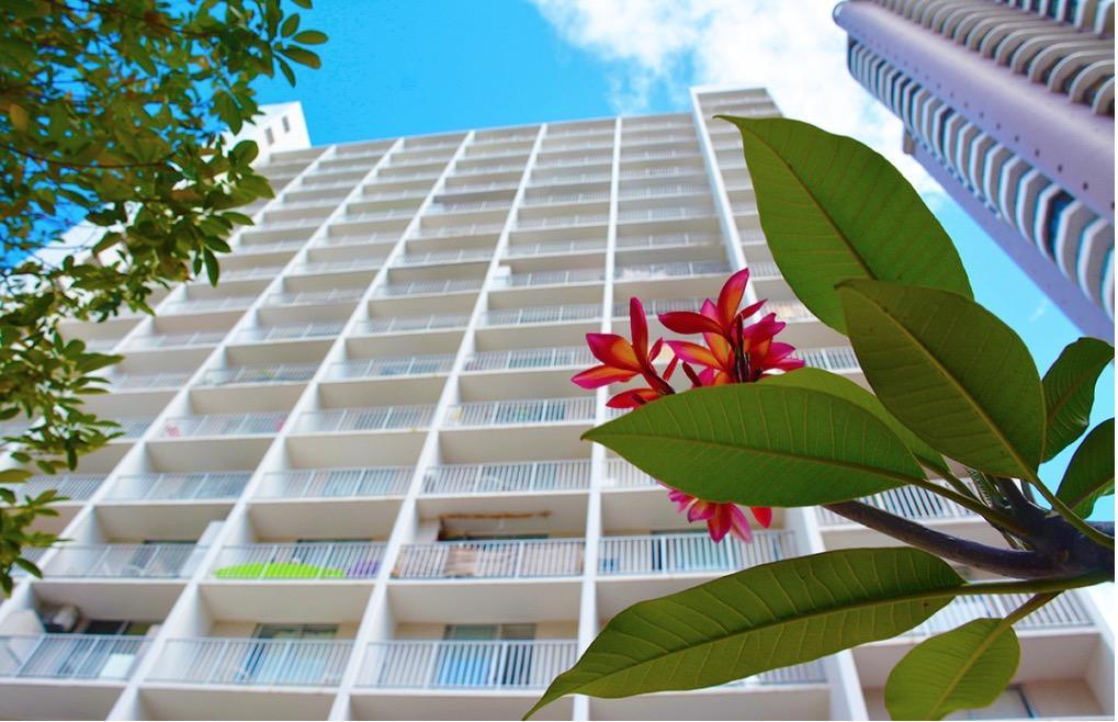 Gem Of Waikiki At Inn On The Park Honolulu Extérieur photo